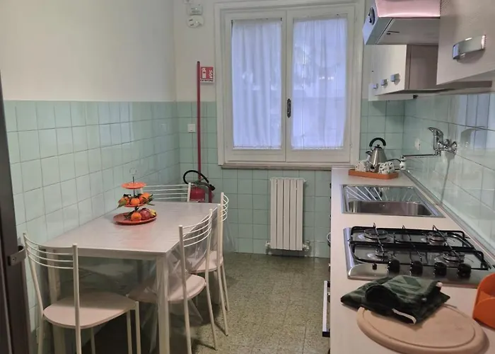 Nido Nel アパート カステル・ディ・サングロ